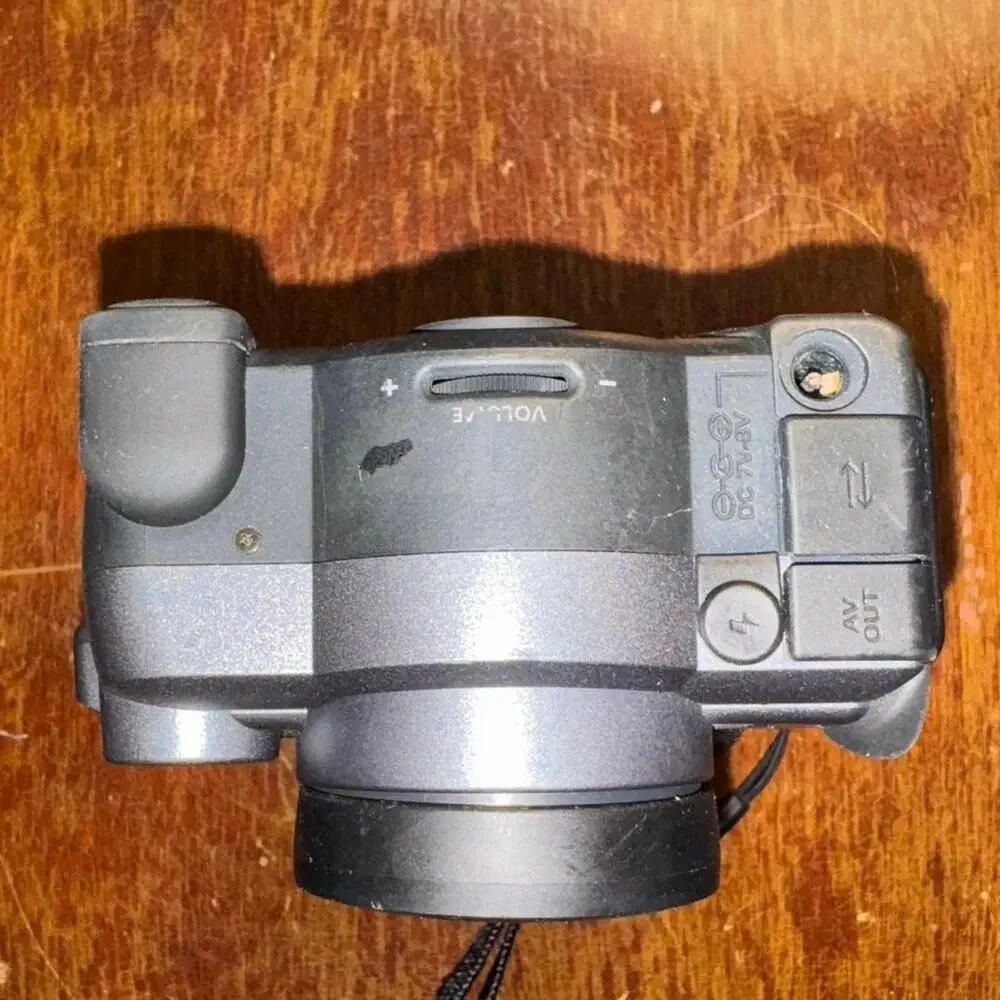 Kodak Digital Science DC260 Zoom Camera Targus Carrying Case W/ Accessories READ